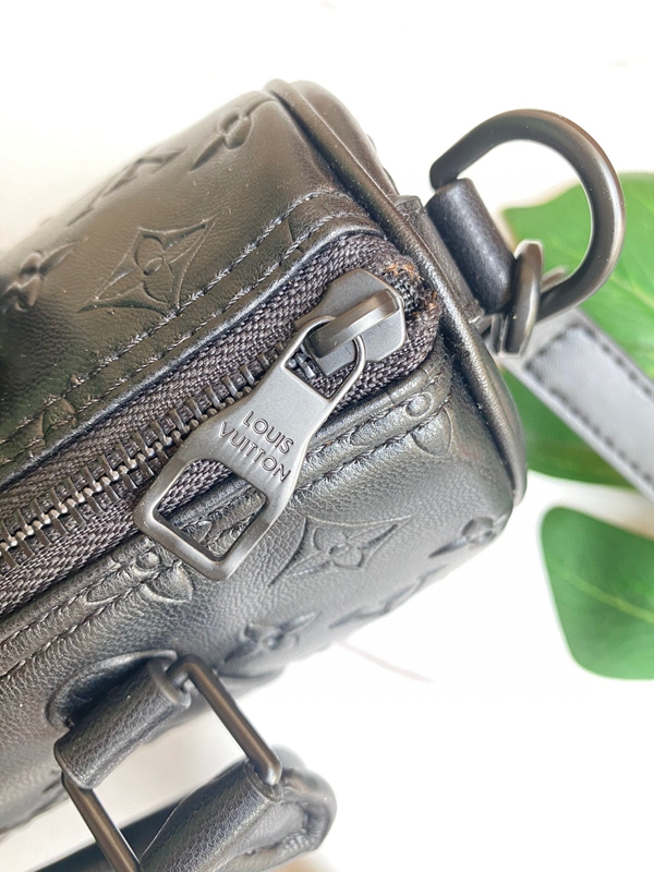 ルイヴィトンバッグ細部ディテール